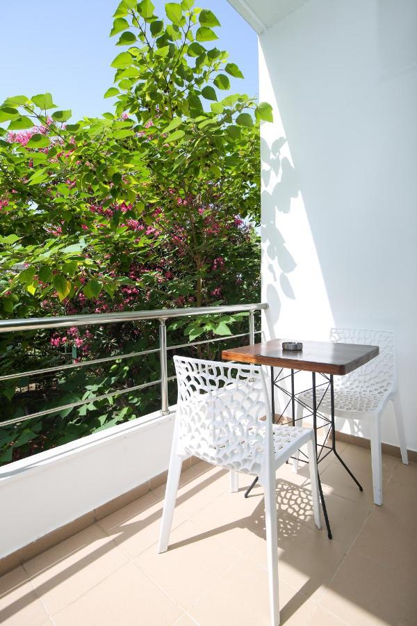 The Hart Hotel Vlorë Exterior foto